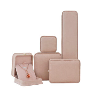 Wholesale new arrival jewelry boxes with logo customized